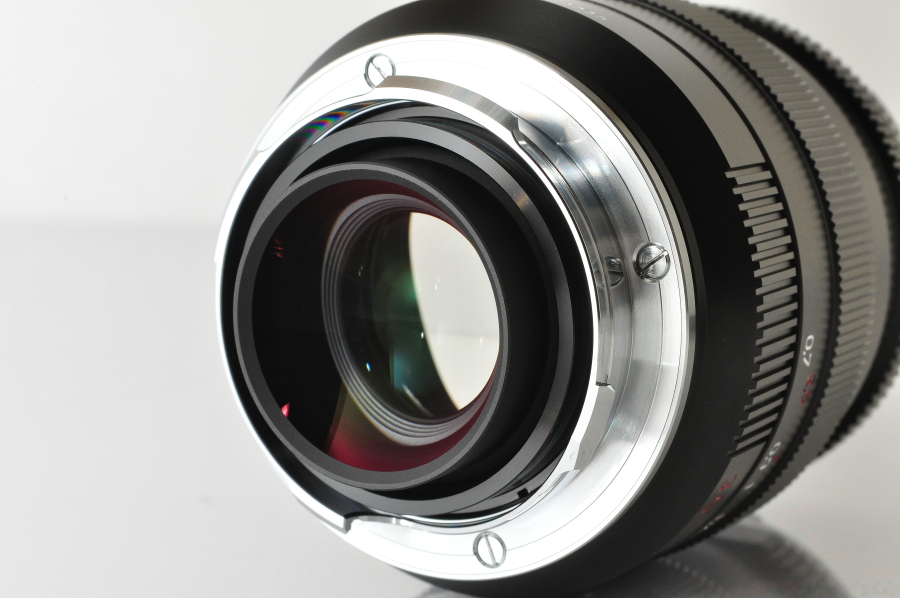 ★★新品同様 Carl Zeiss Distagon T * 35mm F/1.4 ZM Black Lens for Leica M♪♪#5301