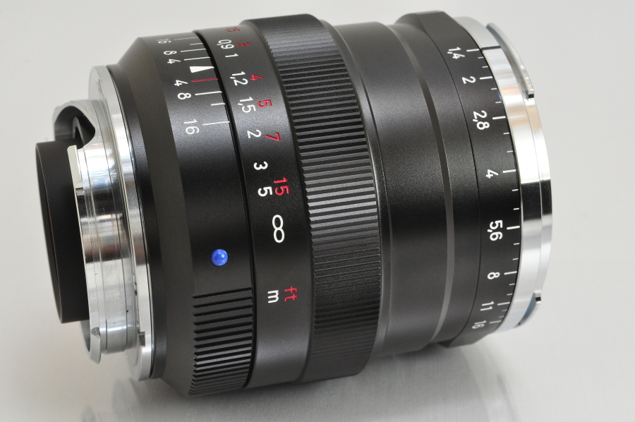 ★★新品同様 Carl Zeiss Distagon T * 35mm F/1.4 ZM Black Lens for Leica M♪♪#5301