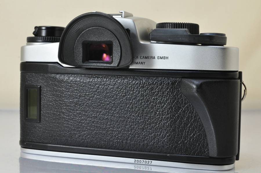 新品同様　Leica R6.2シルバー　元箱付 中古】Leica ライカ R6.2 シルバー フィルム一眼レフカメラ 元箱付き