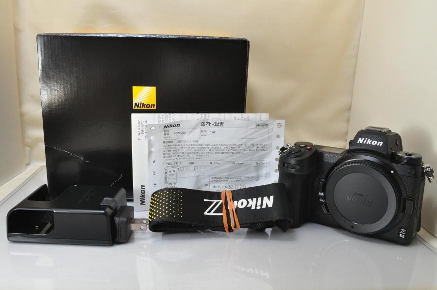 新品同様 Nikon Z 6II ボディ ショット数 : 77 w/Box♪♪#5579