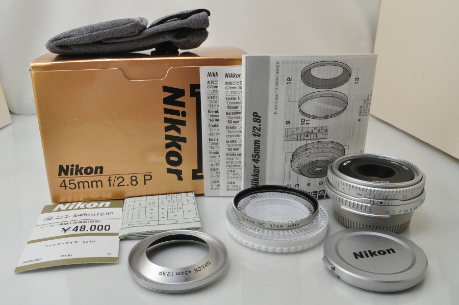 極上品 Nikon Ai-s Nikkor 45mm F/2.8 P Silver MF Lens w/Box